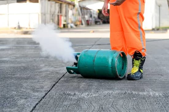 Encampment Cylinder Incidents and Community Risk